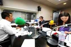 「マット安川のずばり勝負」スタジオ風景／マット安川、西村幸祐、藤岡明美／前田せいめい撮影