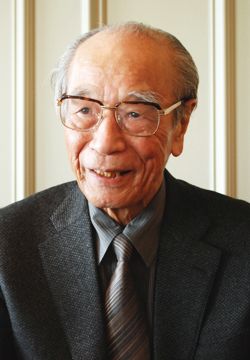 木田元氏／前田せいめい撮影