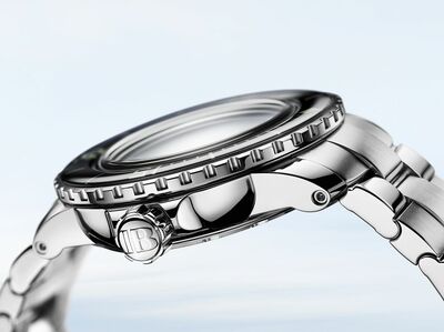 ブランパン・ダイバーズの名作から38㎜の小型ケースモデルが登場