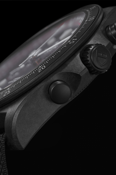 TUDORプロサイクリングチームのための特別設計モデル！ チューダー