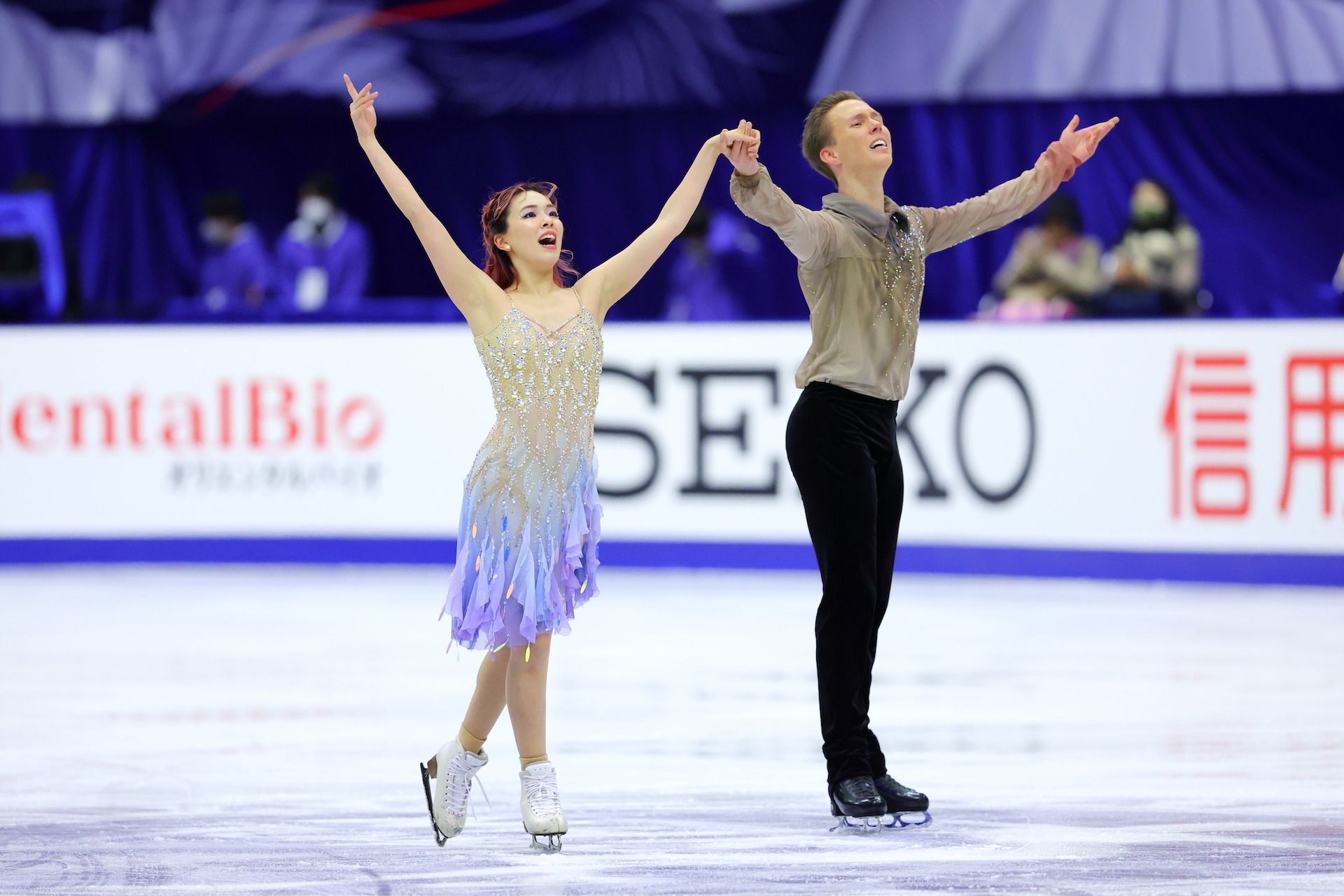 写真ギャラリー1枚め｜「うれしそうな姿を見たい」衣装デザイナーの母