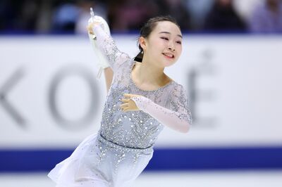 全日本フィギュアで輝きを見せた選手たち、松生理乃「今年断ち切りたい」三宅咲綺「頑張ってきてよかった」  坂本花織が4連覇、ジュニアの島田麻央が2位、樋口新葉が3位だった女子シングルで、成長を見せたスケーター | JBpress autograph