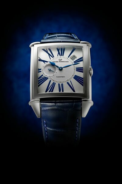 ジャパンブルーが印象的な限定モデル ジラール・ペルゴ ヴィンテージ