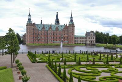 パリコレモデルも輩出するデンマーク王家が誇る巨城 世界の美しい城