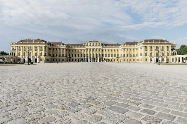 実は泊まれる、栄華を誇ったハプスブルク家のシェーンブルン宮殿の歴史と魅力 世界遺産に泊まる（第5回）オーストリア／シェーンブルン宮殿と庭園群 |  JBpress autograph