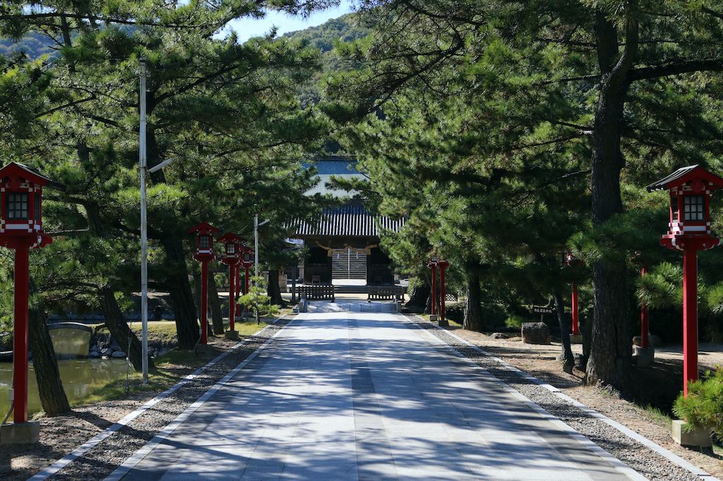 吉備津神社と吉備津彦神社 ２つの神社に伝わる桃太郎伝説の真実 日本の神社と神様を巡る旅 第9回 Jbpress Autograph