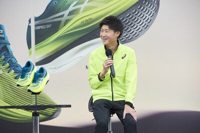 箱根駅伝ランナーを振り向かせたアシックスの「厚底シューズ」がさらに