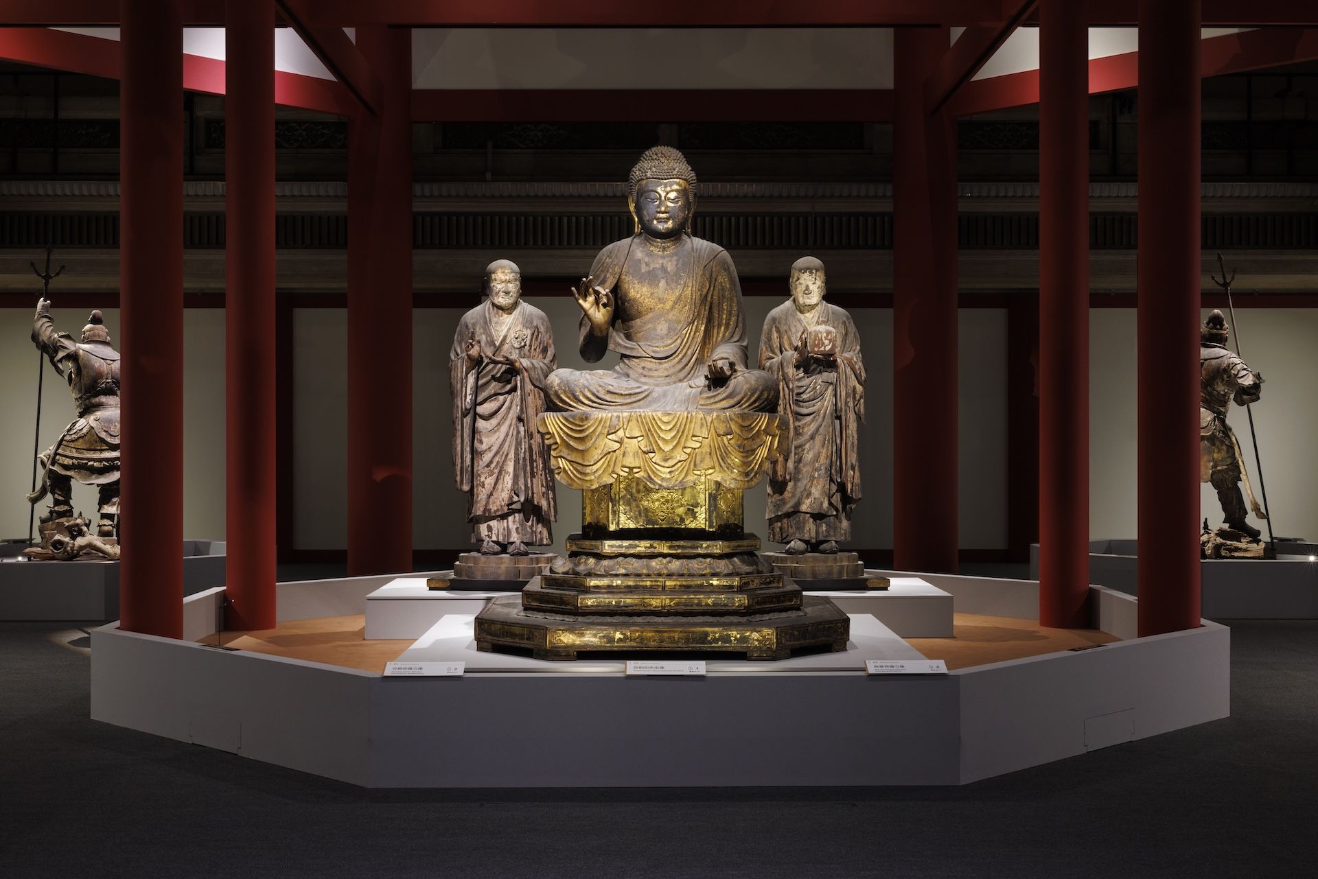 ７００〜４００年前頃稀少レア極彩色時代仏教美術菩薩如来坐像４０センチサイズ当時物 700〜400年前頃稀少レア極彩色時代仏教美術菩薩如来坐像