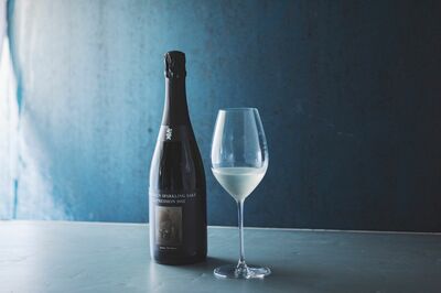 七賢、2012年の古酒を使ったスパークリング日本酒「EXPRESSION 2012
