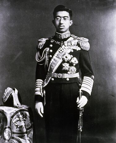 写真ギャラリー1枚め｜母から聞いた戦争の記憶、そこから思う昭和天皇