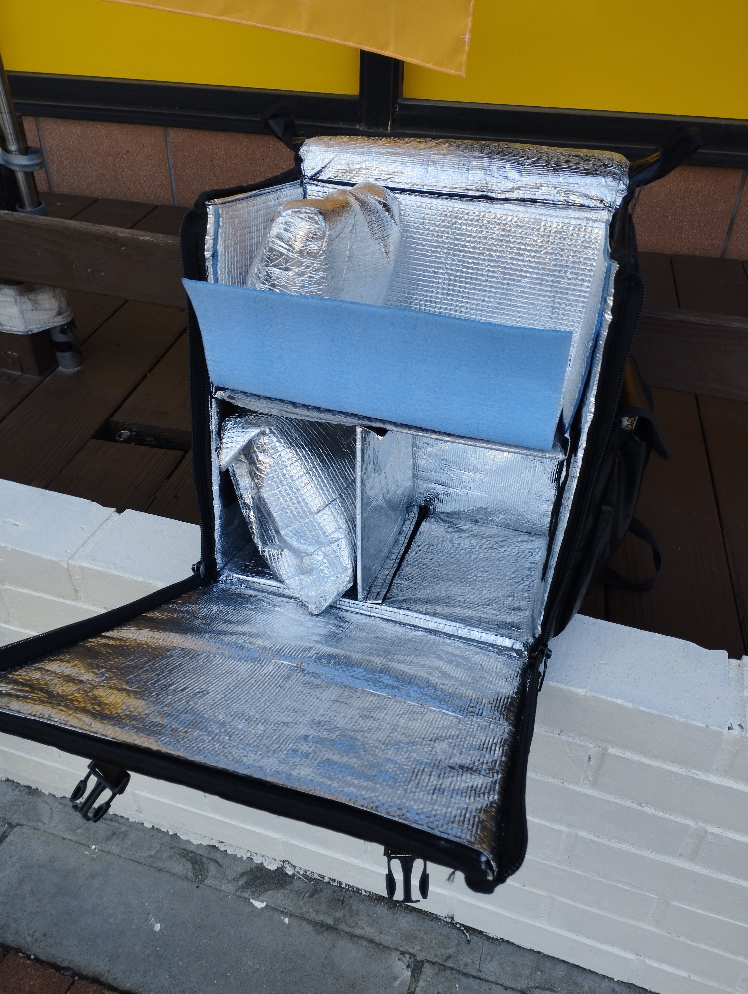 写真ギャラリー1枚め｜3000回配達したおじさんに聞いた、週末の