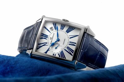 ジャパンブルーが印象的な限定モデル ジラール・ペルゴ ヴィンテージ