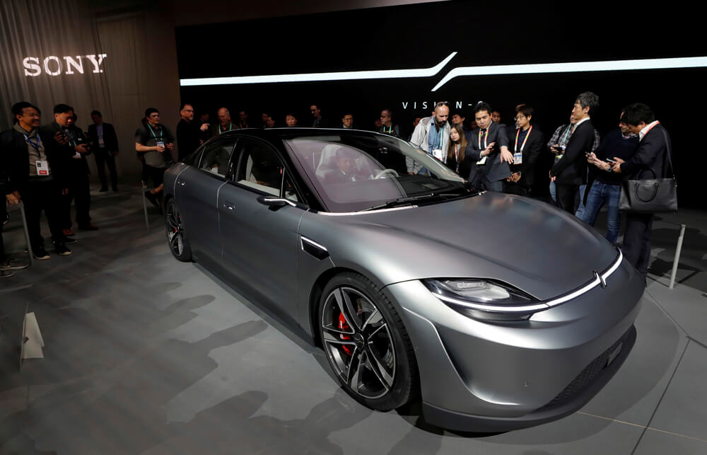 ラスベガスで開催された「CES 2020」でソニーが自動運転EV試作車を発表（写真：ロイターアフロ）